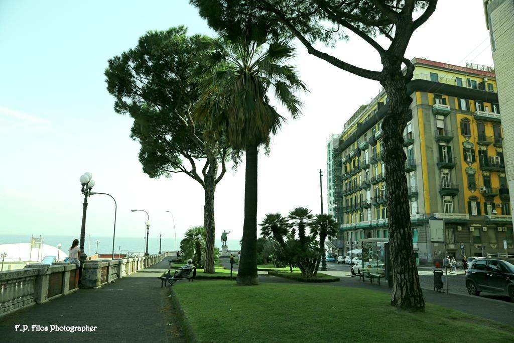 Well Come - Santa Lucia Napoli Eksteriør bilde